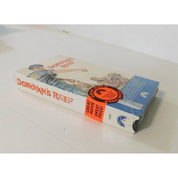 Donovan's Reef John Wayne Lee Marvin VHS Comedy Adventure 1963 Sealed - Picture 3 of 3